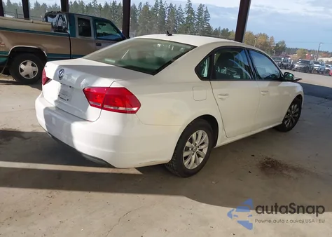 2013 Volkswagen Passat 2.5L S из США, поврежденный, VIN 1VWAP7A31DC060226